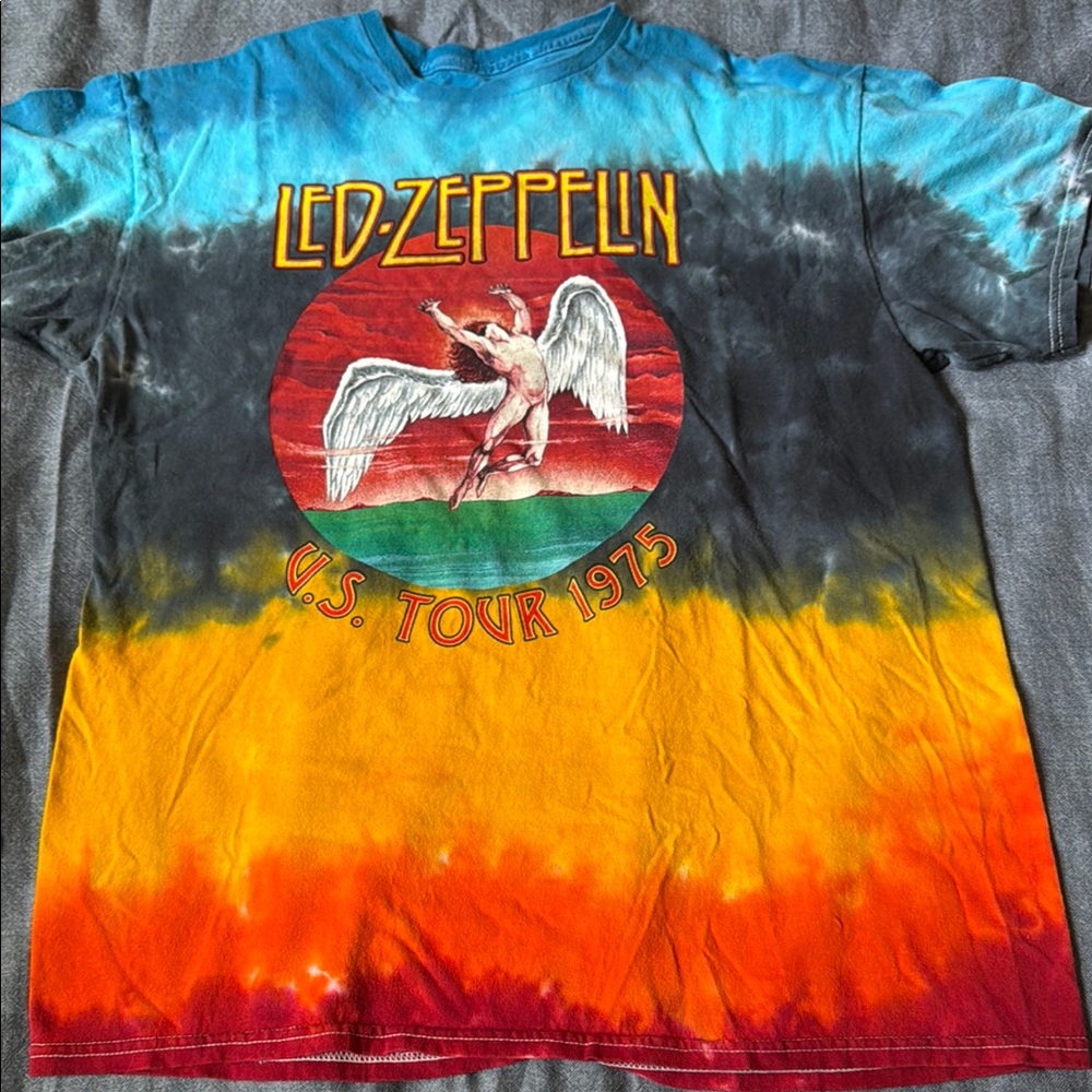 Multi Colored LED ZEPPELIN Short Sleeve Tee EUC